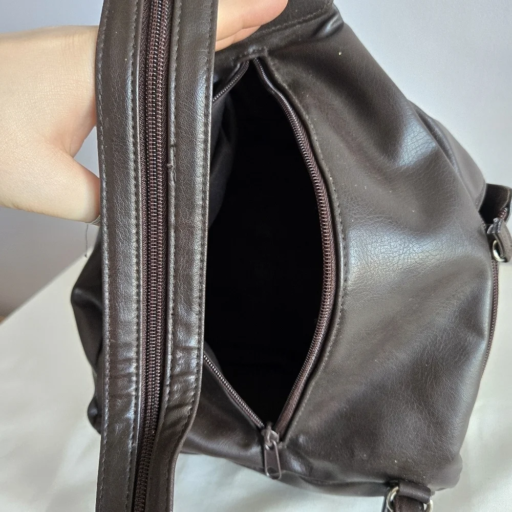 Brown Single Strap to Backpack Convertable with 3 Pockets - Picture 3 of 8